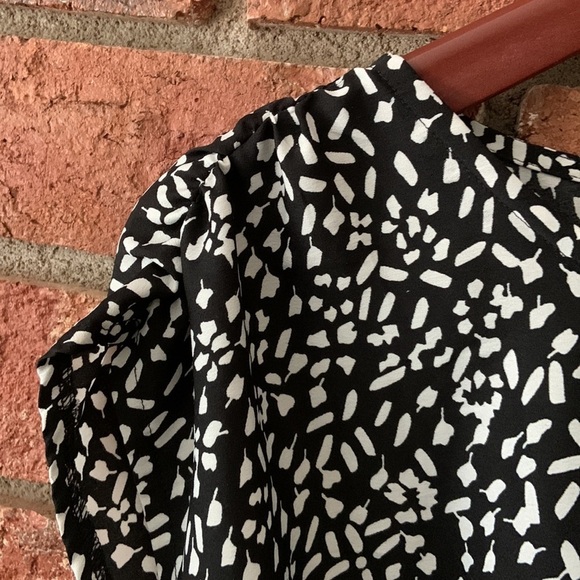 Motherhood Maternity Black & White Teal Tie Dress - Picture 4 of 8